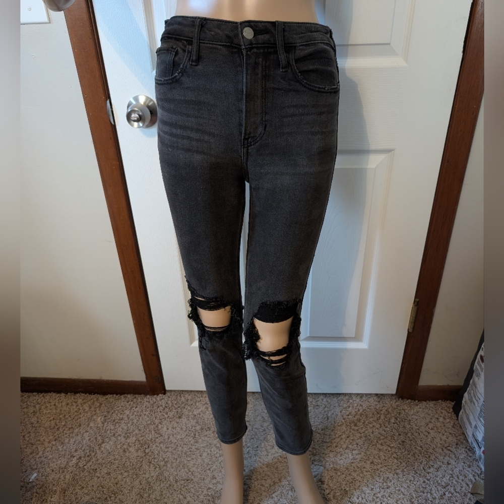Hollister Ultrahigh-rise Skinny Ankle Vintage Super Soft StretchDistressed Black